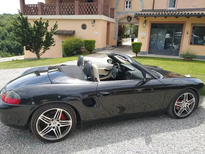 Porsche Boxster 1999 photo 2