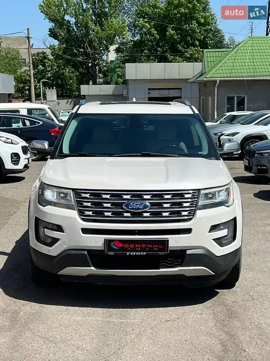 Ford Explorer