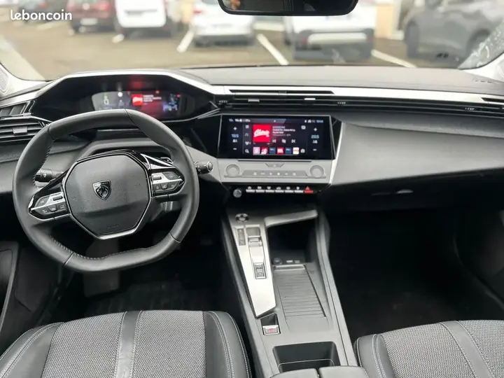 Peugeot 308 2025 photo 5