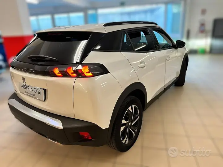 Peugeot 2008 2021 photo 5