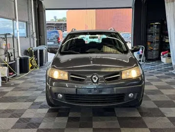 Renault Megane 2009 photo 2