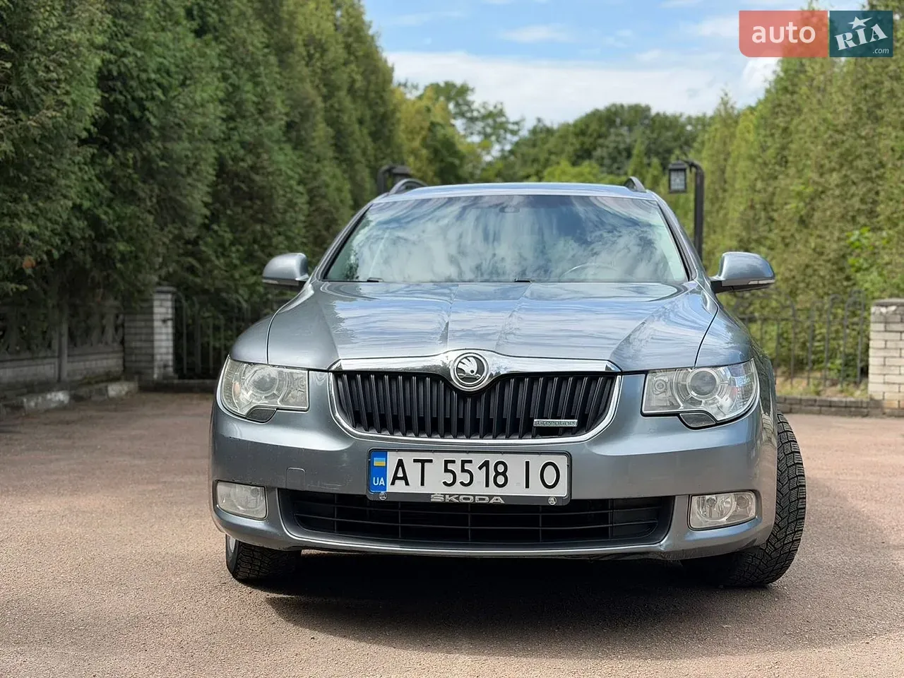 Skoda Superb 2012 photo 5
