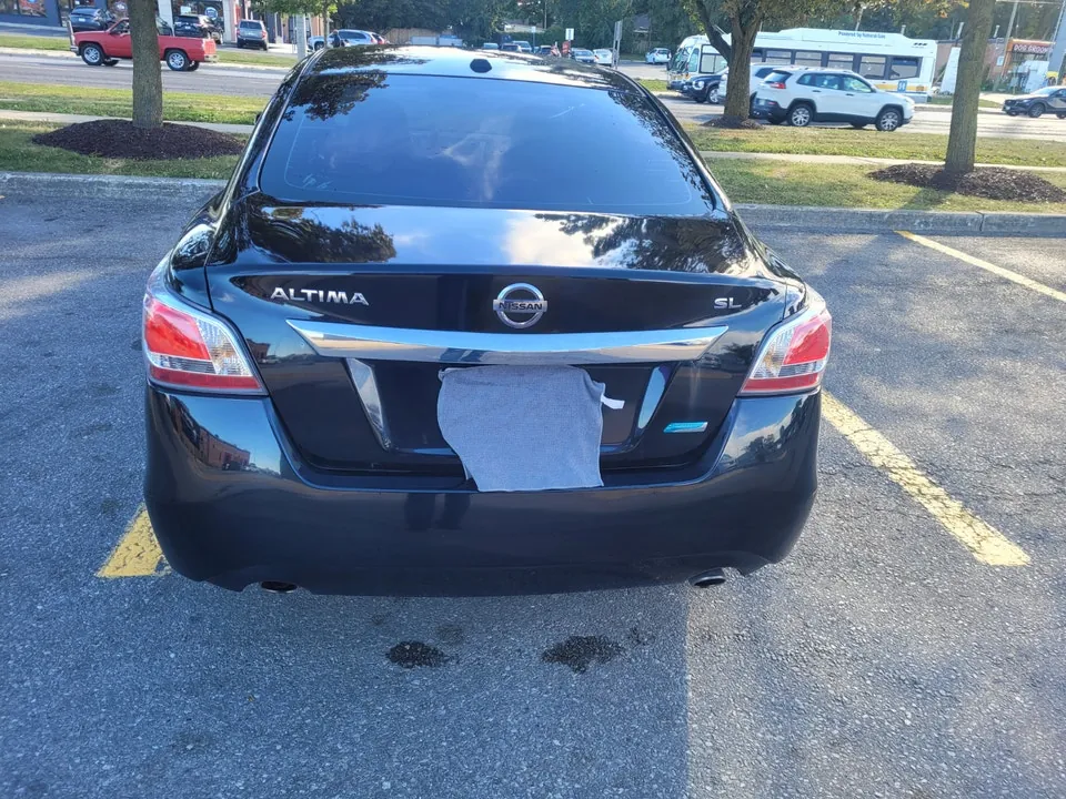 Nissan Altima 2015 photo 2