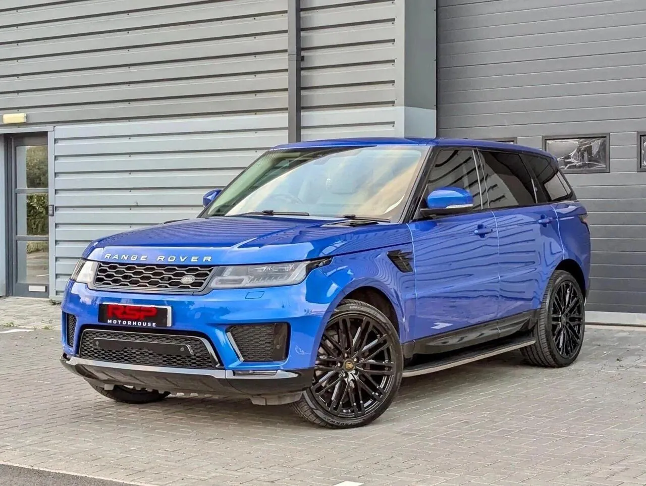 Land Rover Range Rover Sport 2018 photo 3