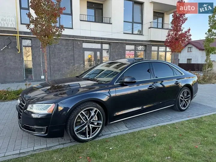 Audi A8 2015 photo 3
