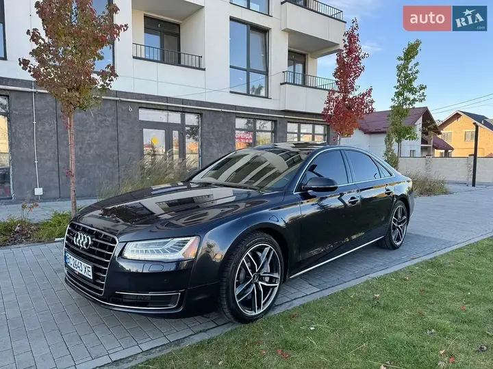 Audi A8