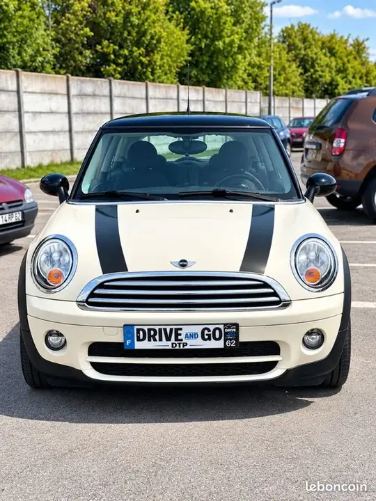Mini Mini Cooper 2008 photo 2