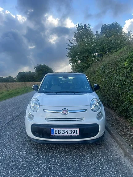 Fiat 500L 2012 photo 2