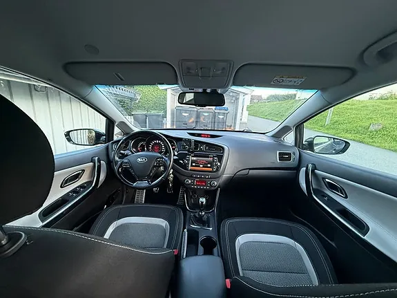 Kia Ceed 2014 photo 5