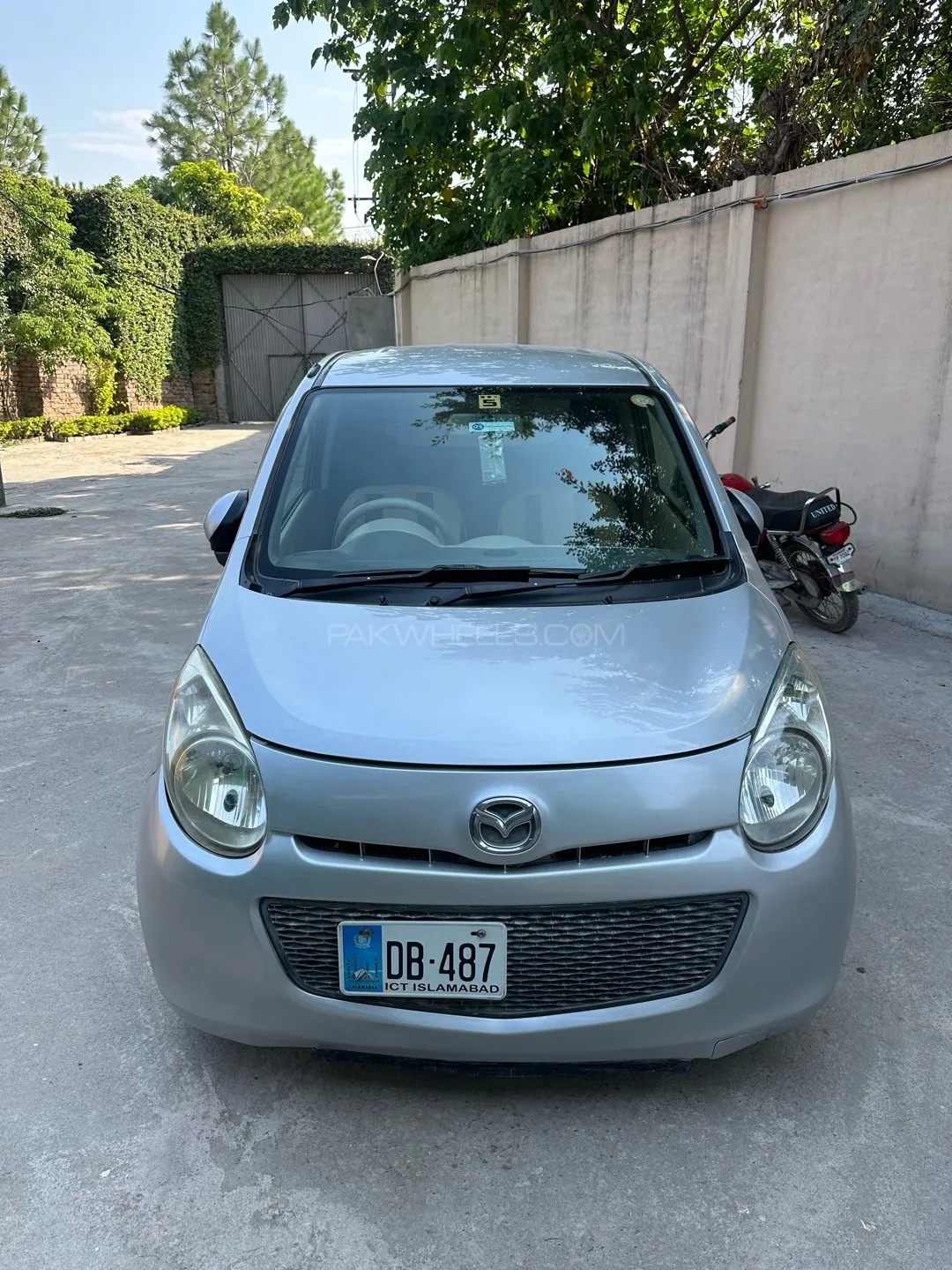 Mazda Carol