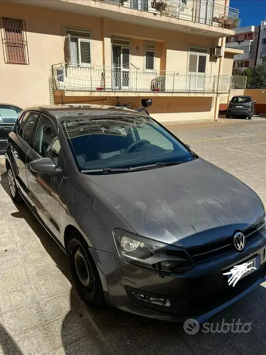 Volkswagen Polo 2010 photo 2