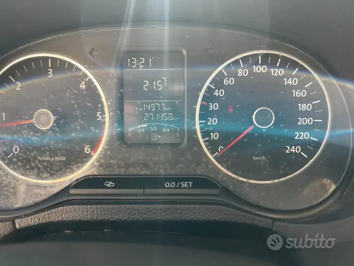 Volkswagen Polo 2010 photo 3