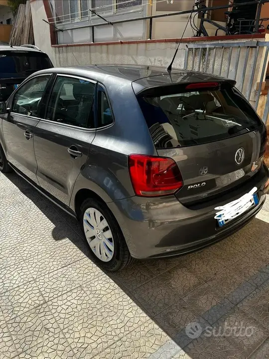 Volkswagen Polo 2010 photo 4