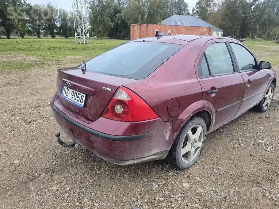 Ford Mondeo 2004 photo 2