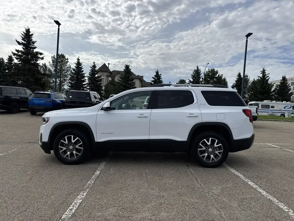 GMC Acadia 2023 photo 4
