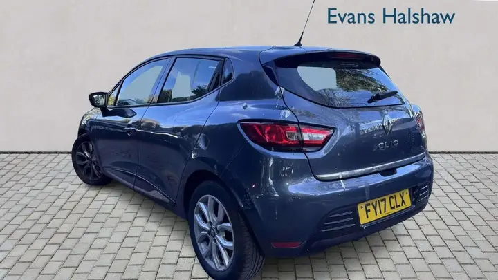 Renault Clio 2017 photo 2