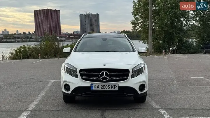 Mercedes-Benz Gla 2019 photo 3