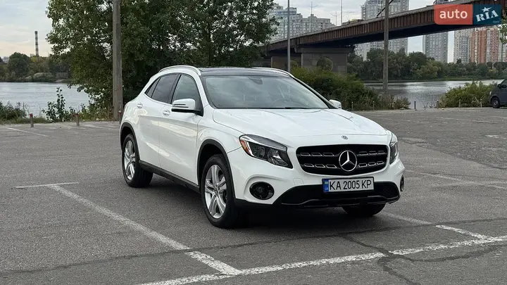 Mercedes-Benz Gla 2019 photo 4