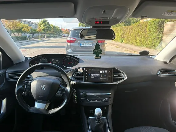 Peugeot 308 2016 photo 5