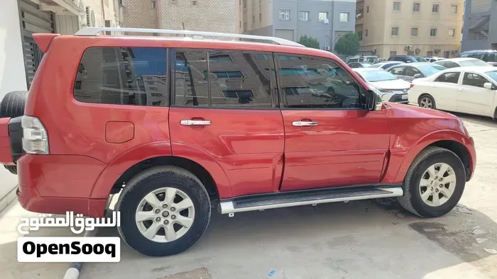 Mitsubishi Pajero 2011 photo 3