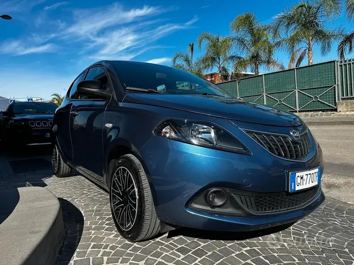 Lancia Ypsilon 2023 photo 3