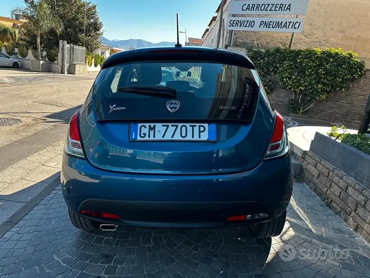 Lancia Ypsilon 2023 photo 5