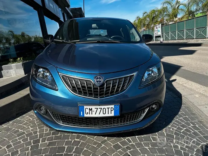 Lancia Ypsilon 2023 photo 2