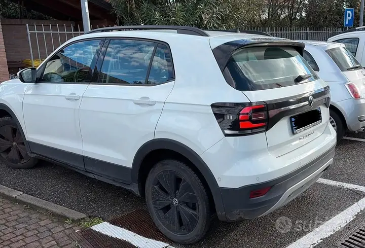 Volkswagen T-Cross 2020 photo 2