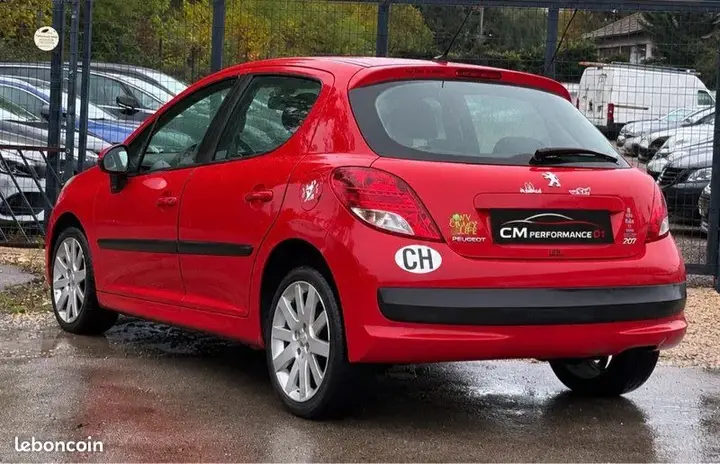 Peugeot 207 2009 photo 2