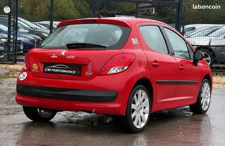 Peugeot 207 2009 photo 3