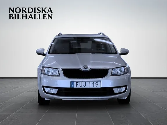 Skoda Octavia 2015 photo 2