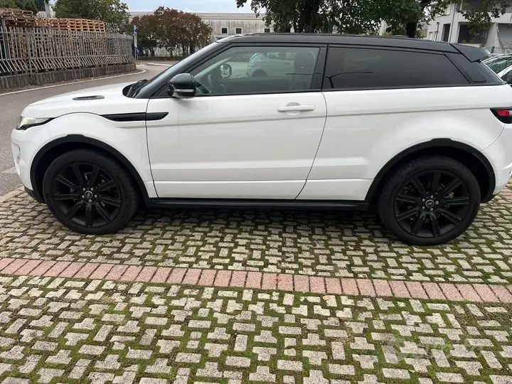 Land Rover Range Rover Evoque 2013 photo 3