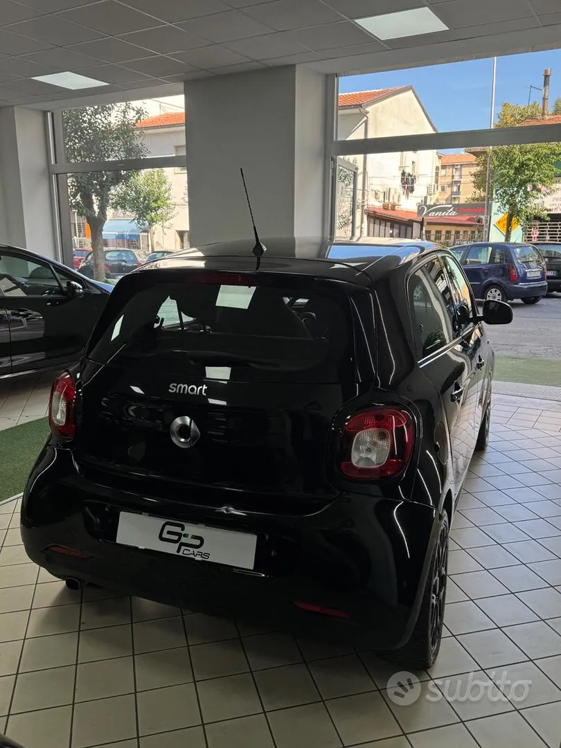 Smart Forfour 2016 photo 4