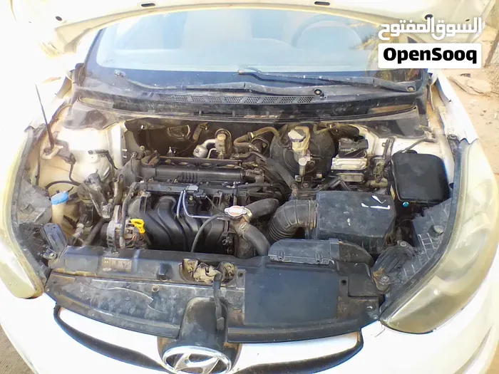 Hyundai Elantra 2012 photo 3