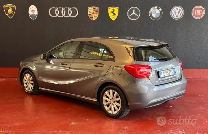 Mercedes-Benz A 2014 photo 3