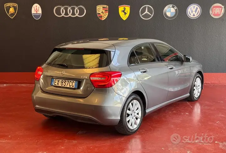 Mercedes-Benz A 2014 photo 5