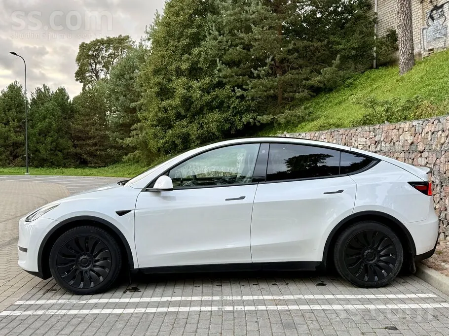 Tesla Model Y 2022 photo 4