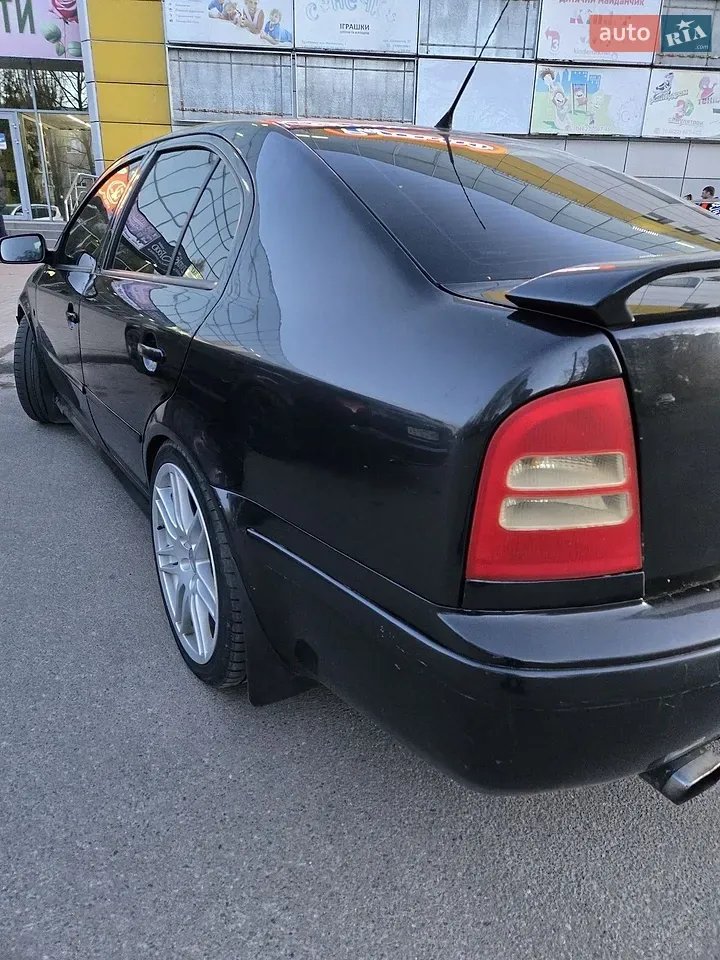 Skoda Octavia 2008 photo 4