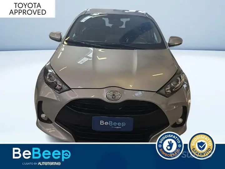 Toyota Yaris 2022 photo 2