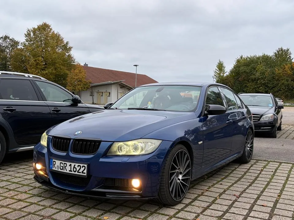 BMW E90