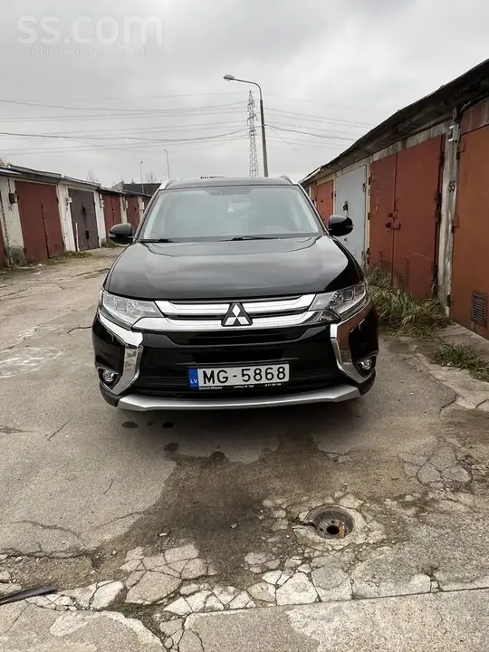Mitsubishi Outlander