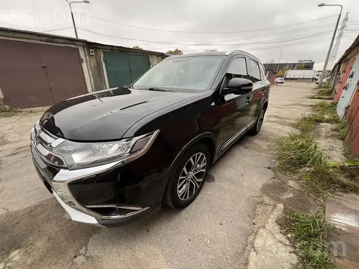 Mitsubishi Outlander 2016 photo 3