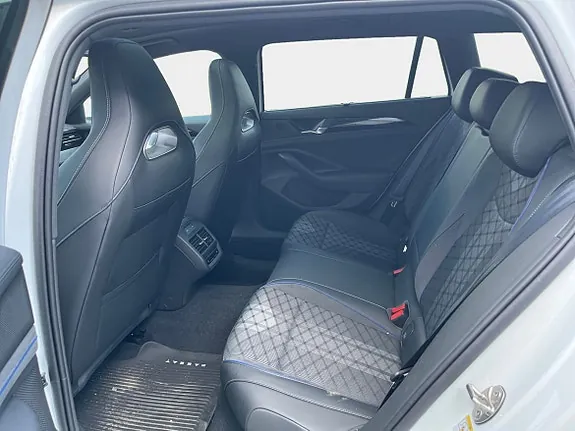Volkswagen Passat 2025 photo 5
