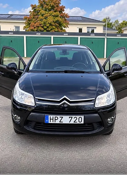 Citroen C4 2009 photo 2
