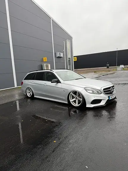 Mercedes-Benz E 220 2016 photo 5