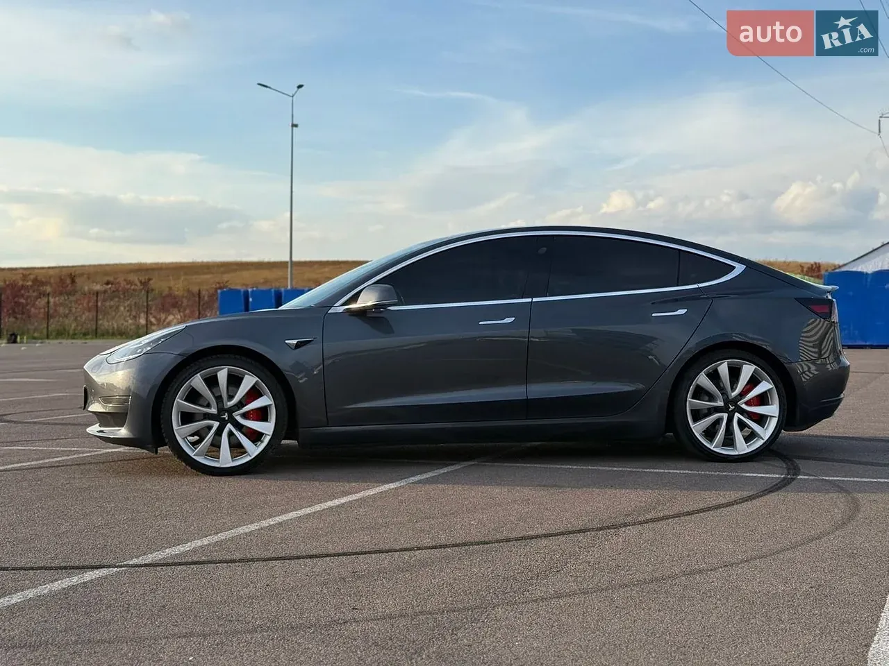 Tesla Model 3 2018 photo 4