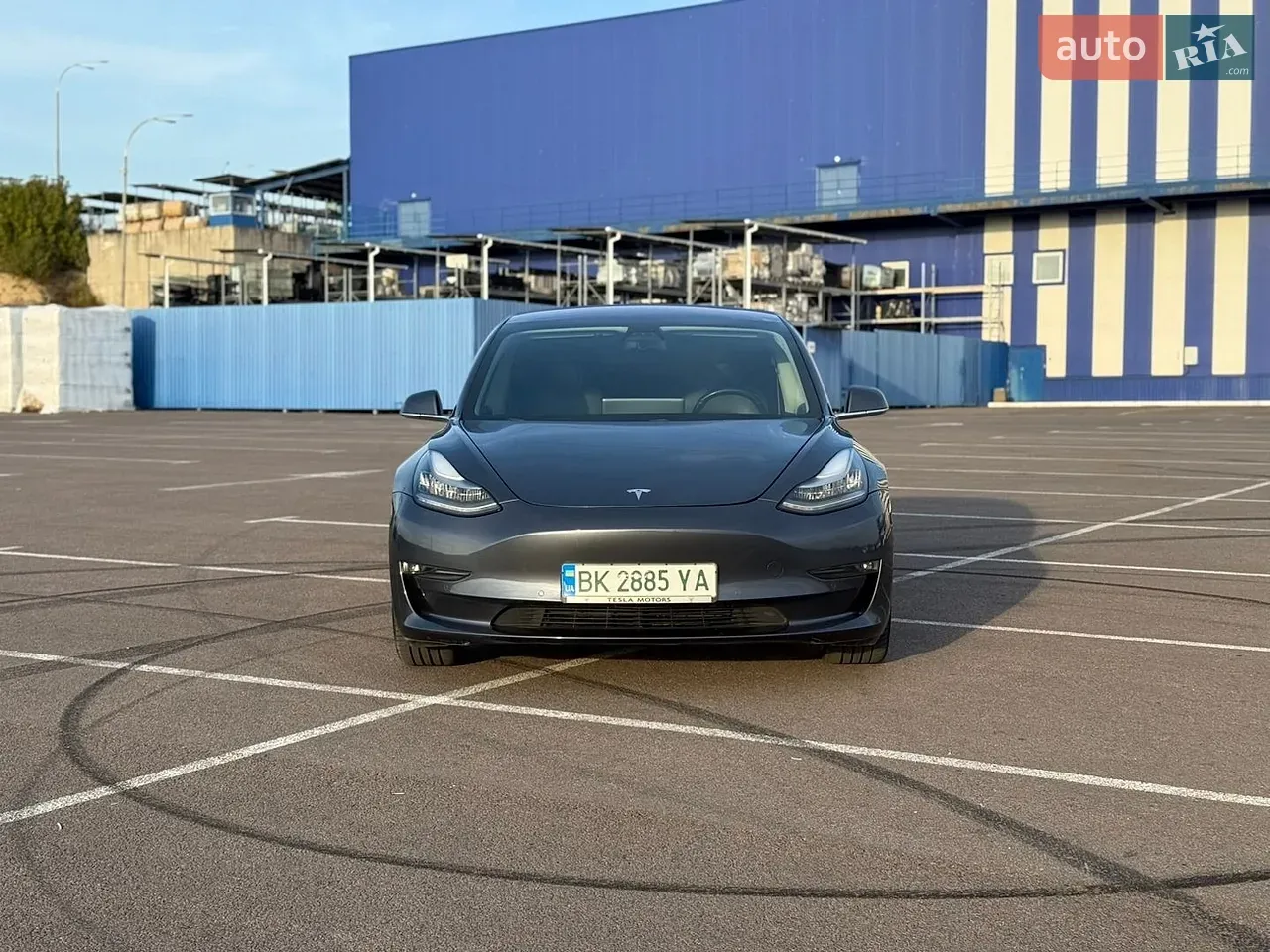 Tesla Model 3 2018 photo 2