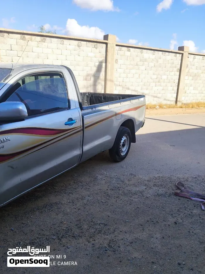 Toyota Hilux 2007 photo 4