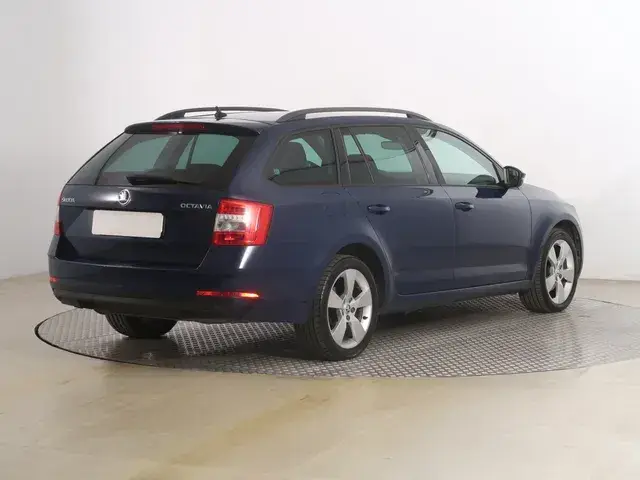 Skoda Octavia 2018 photo 4