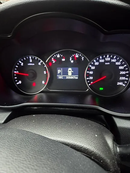 Kia Carens 2016 photo 4